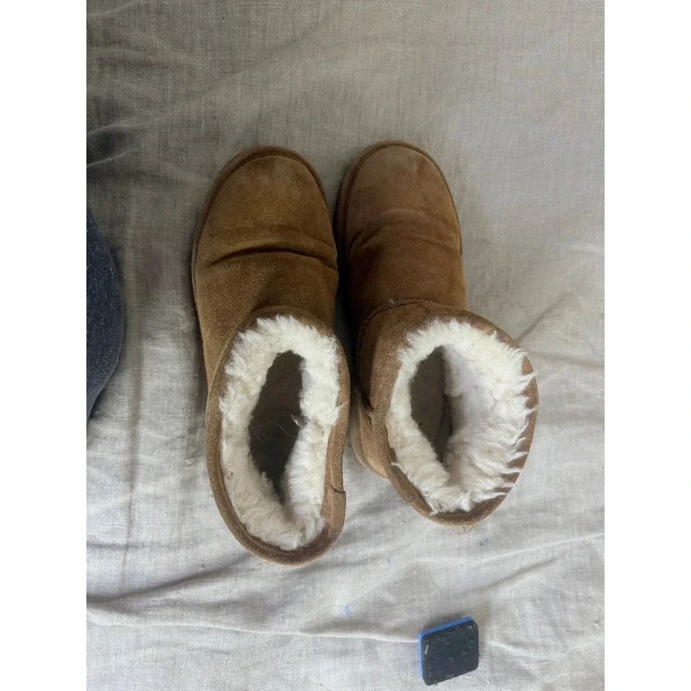 Bearpaw Elle Short Hickory Brown Suede Sheepskin Fur Lined Winter Boots Womens 8